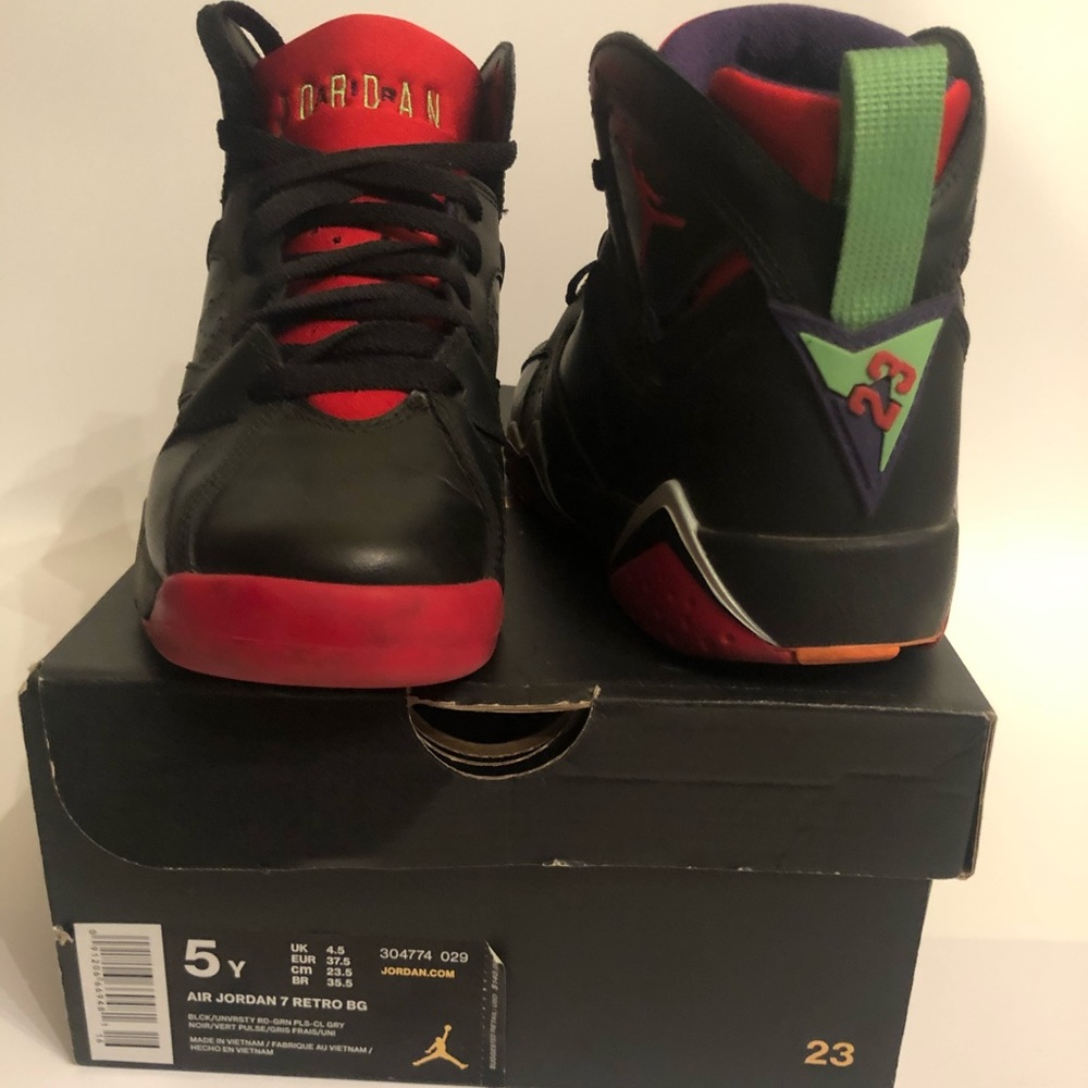 Air Jordan Retro 7